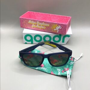 Goodr Electric Beluga Boogaloo Unisex Sunglasses New in Box